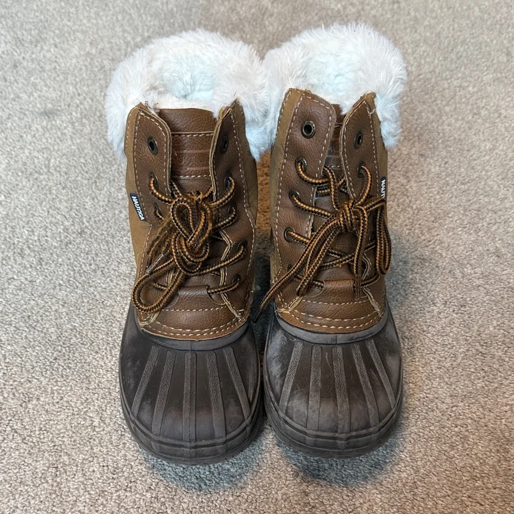 Nautica Danube Waterproof Snow Duck Lace Up Boots Size 1
